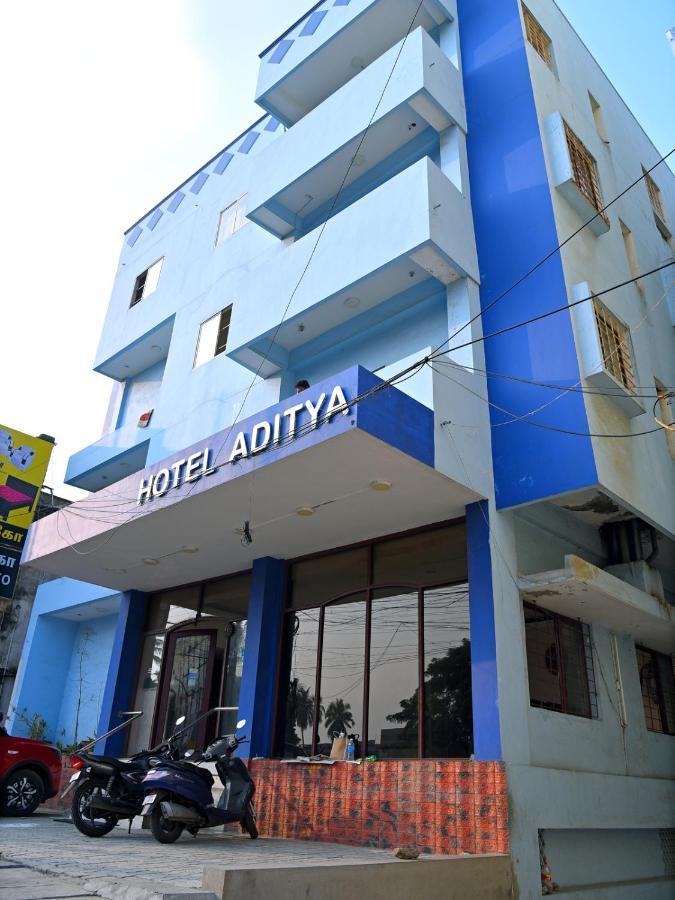 بونديتْشيري Hotel Aditya المظهر الخارجي الصورة