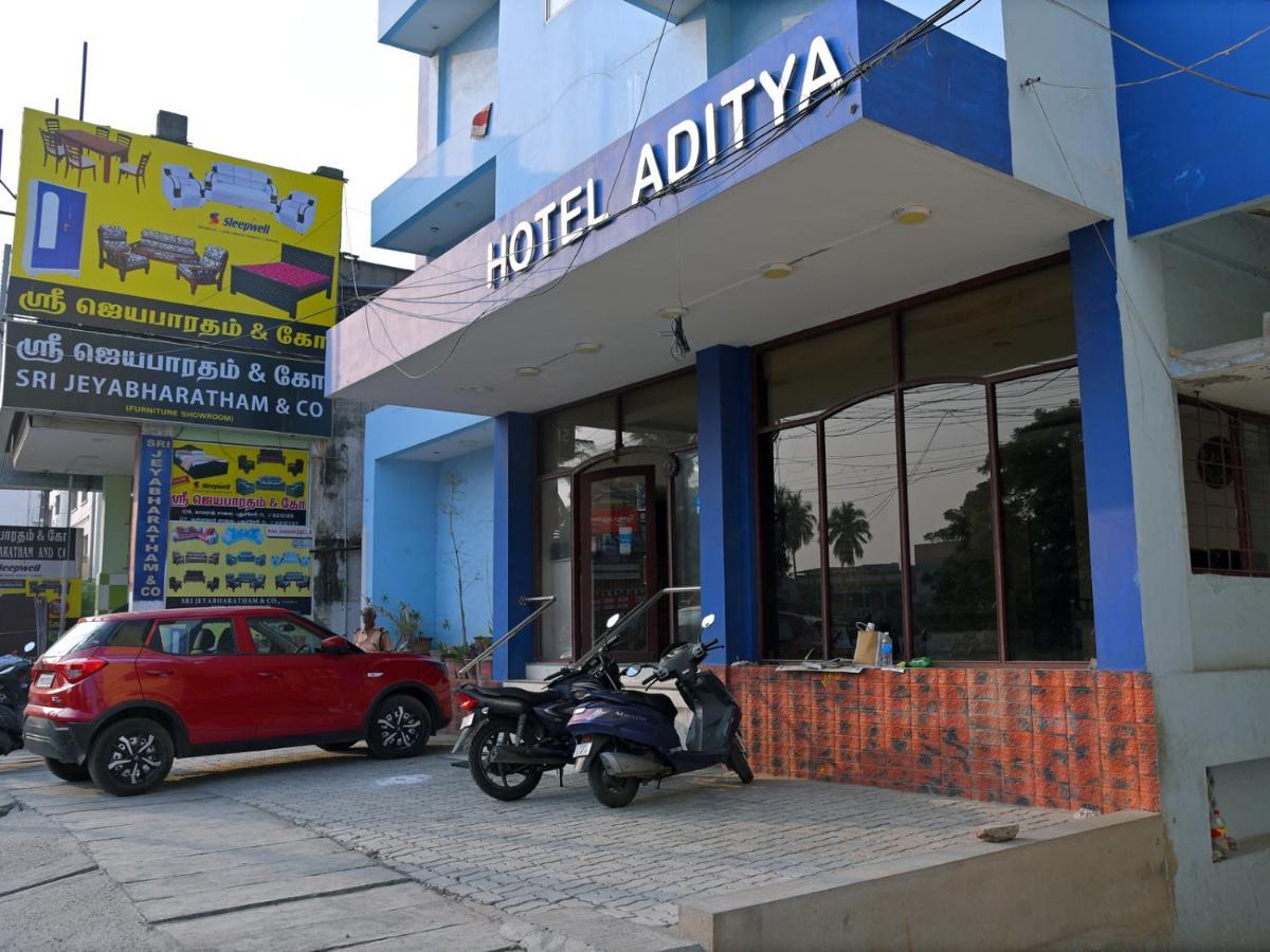 بونديتْشيري Hotel Aditya المظهر الخارجي الصورة